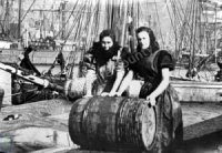 Scottish Fisher Girls at Scarborough Harbour